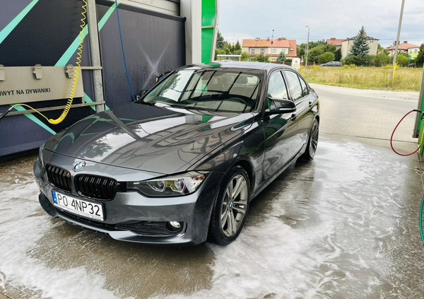 BMW Seria 3 cena 55000 przebieg: 235000, rok produkcji 2015 z Nidzica małe 56